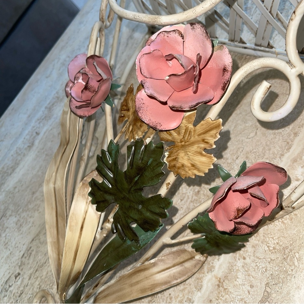 Vintage Toleware Rose Floral Shelf Shabby Chic COUNTRY Flowers Rare Piece Holder - Picture 7 of 14